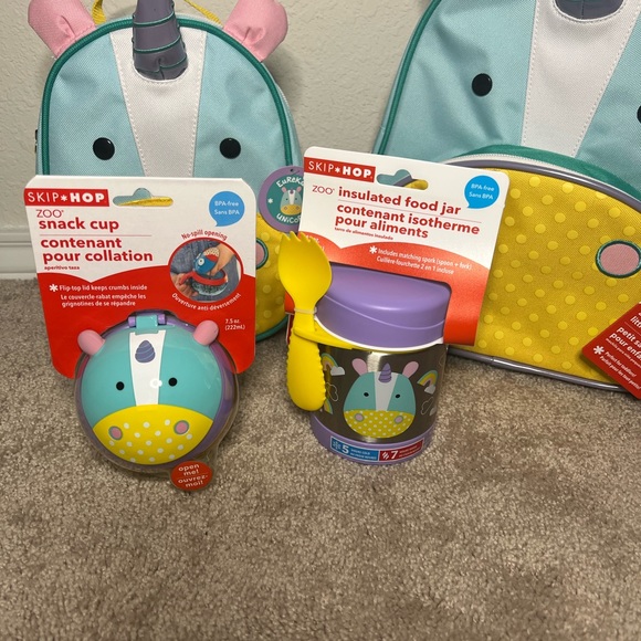 New SkipHop Eureka backpacks Snack cup and insulated food jar bundle - Picture 2 of 16